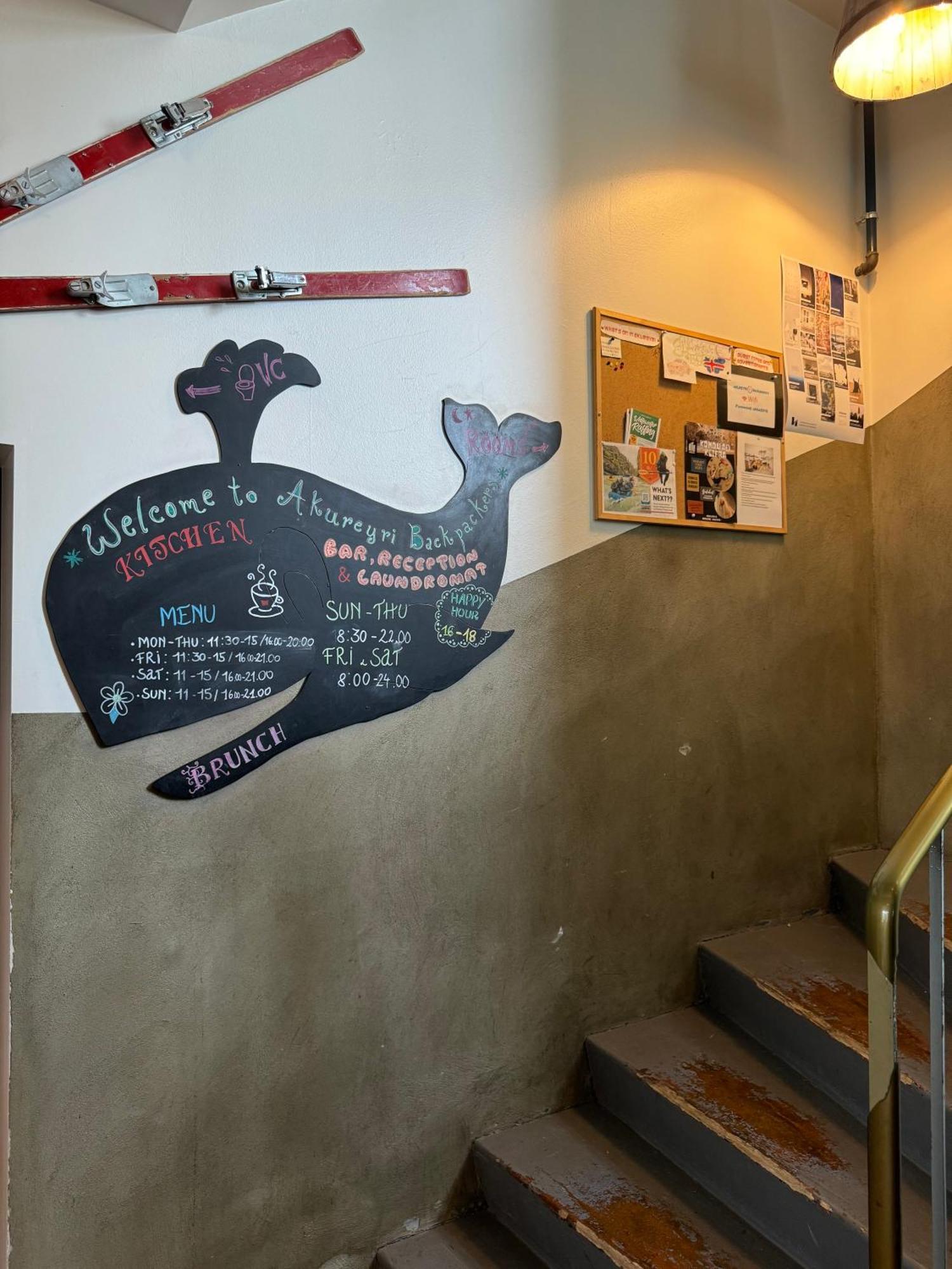 Ostello Akureyri Backpackers Esterno foto